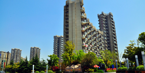 1682754344142896.jpg 杭州觀瀾時(shí)代2009年項(xiàng)目建筑面70萬平方.jpg